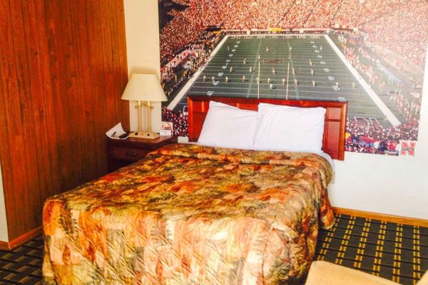 BIG 12 MOTEL BROKEN BOW (Broken Bow)